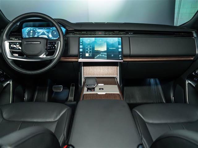 Used 2026 Land Rover Range Rover SE AWD/4WD image 18