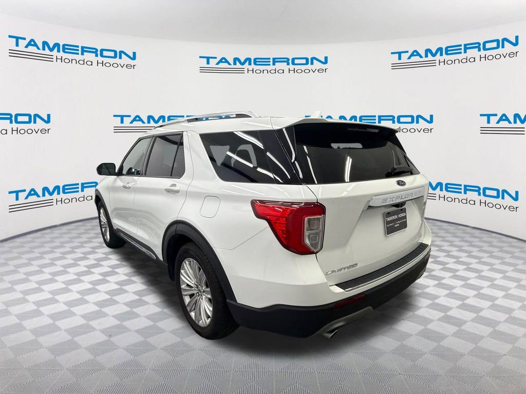 Used 2022 Ford Explorer Limited w/ Equipment Group 301A RWD image 3