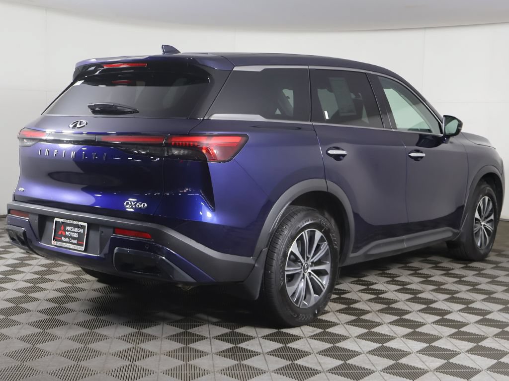 Used 2025 INFINITI QX60 Pure AWD/4WD image 10