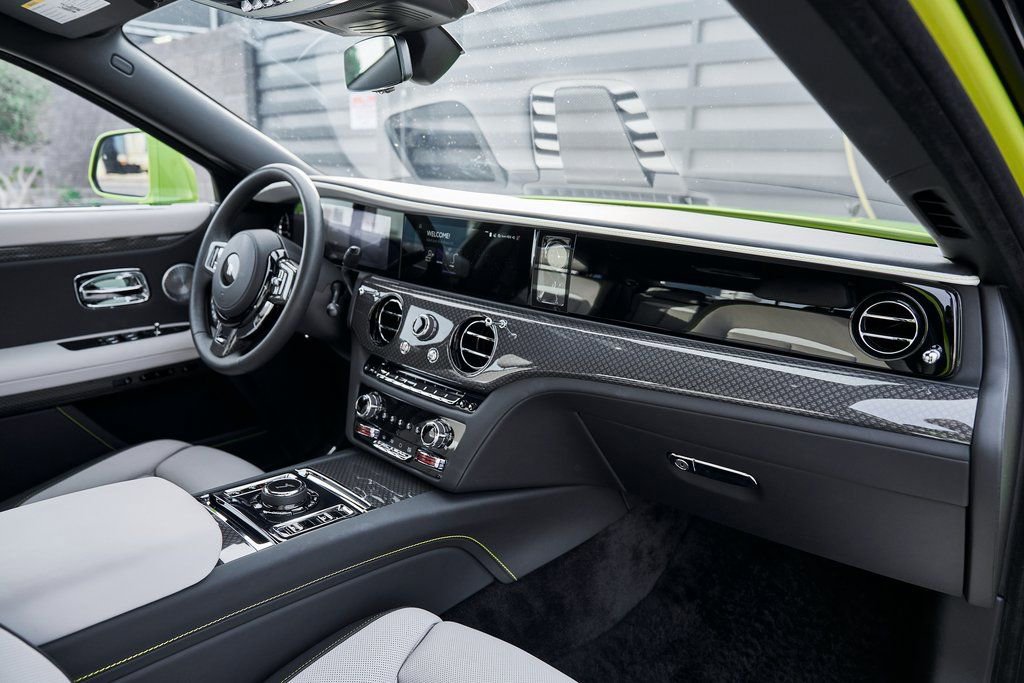 Used 2025 Rolls-Royce Ghost Black Badge image 47