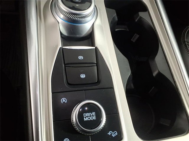 Used 2021 Ford Explorer XLT w/ Equipment Group 202A image 23