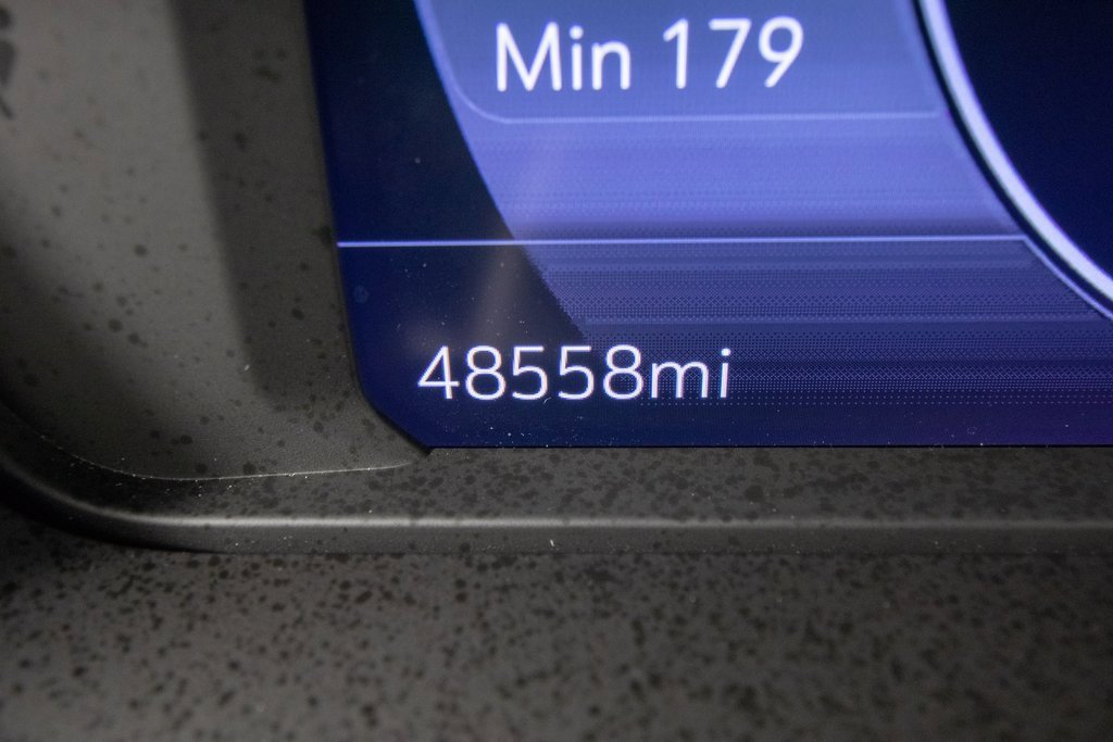 Used 2022 Chevrolet Bolt EUV Premier image 22