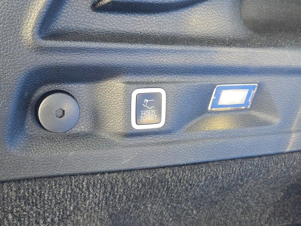 Used 2024 Jeep Grand Cherokee L Summit image 20