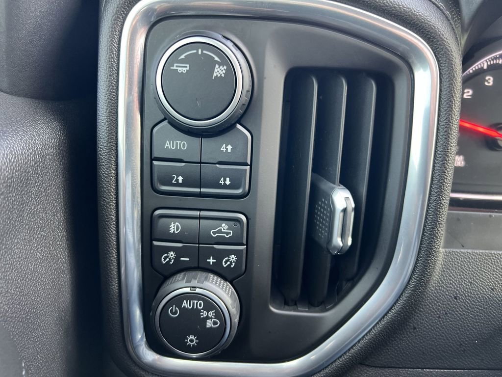 Certified 2019 Chevrolet Silverado 1500 LT Trail Boss image 17