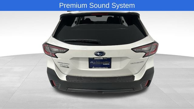 Used 2022 Subaru Outback Premium image 4