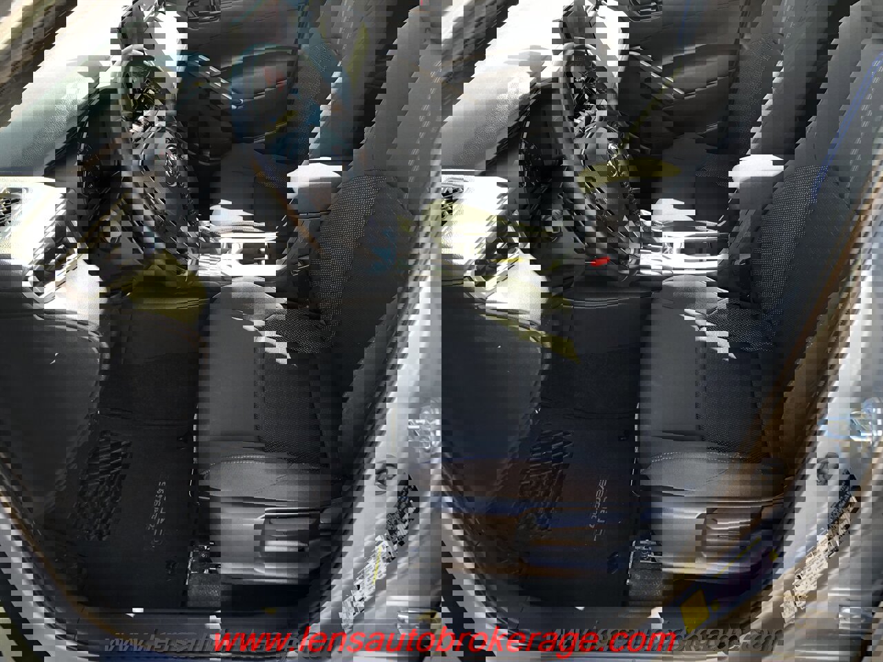 Used 2023 Toyota Corolla Cross AWD Hybrid image 12