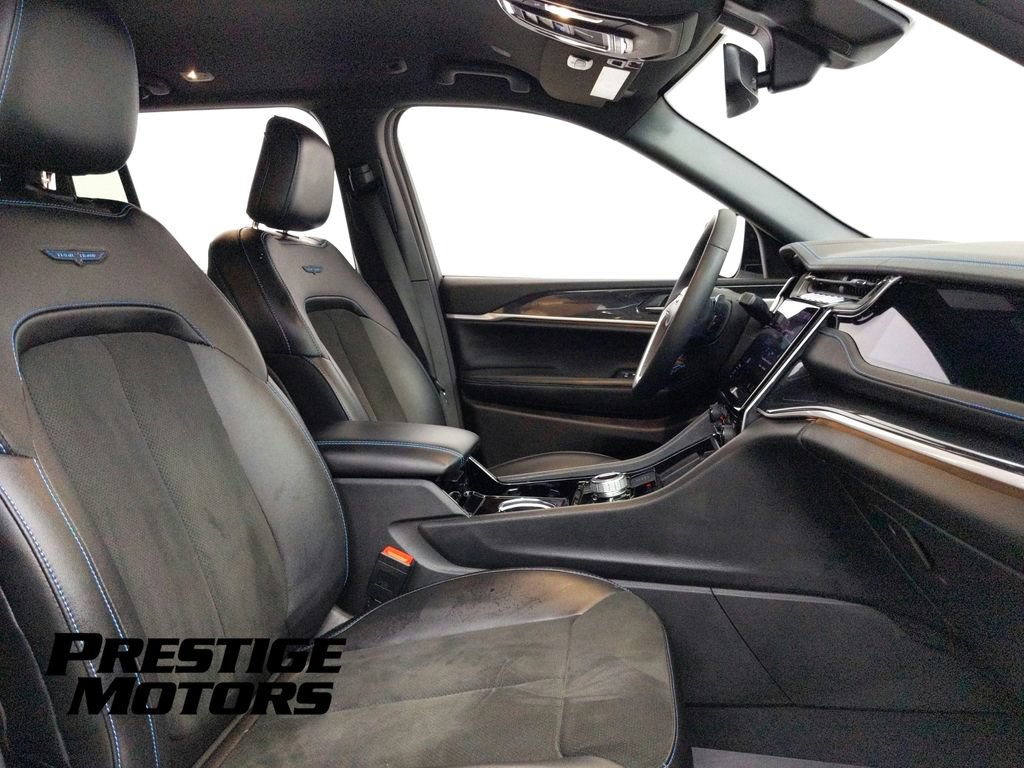 Used 2022 Jeep Grand Cherokee Trailhawk AWD/4WD image 27