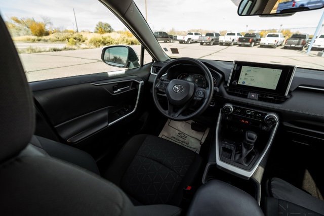 Used 2024 Toyota RAV4 XLE image 24