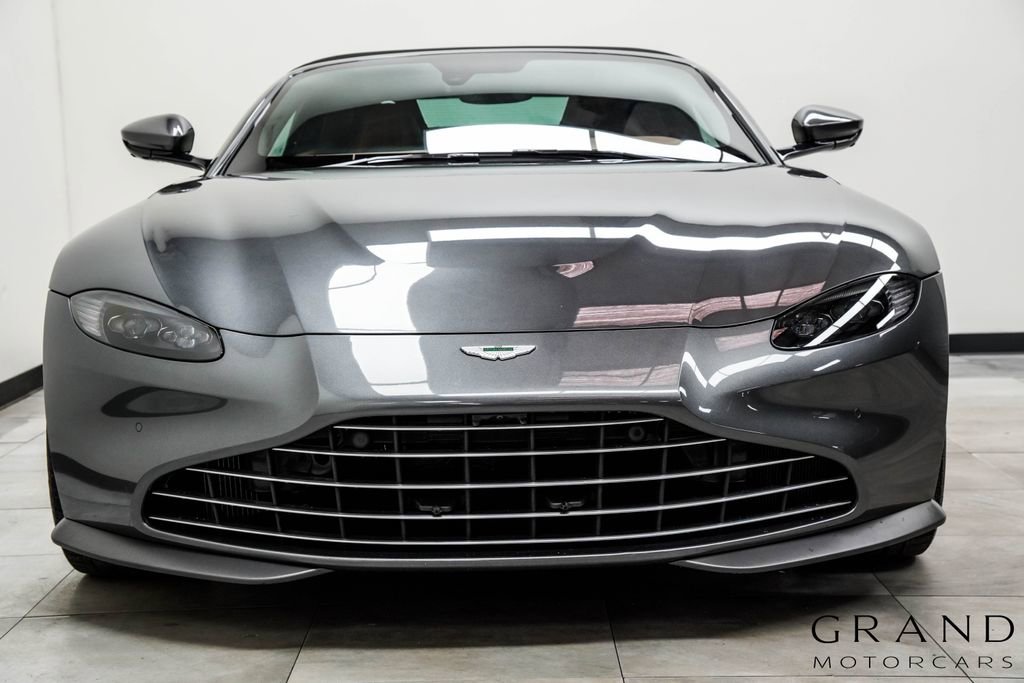 Used 2021 Aston Martin V8 Vantage Roadster RWD image 7
