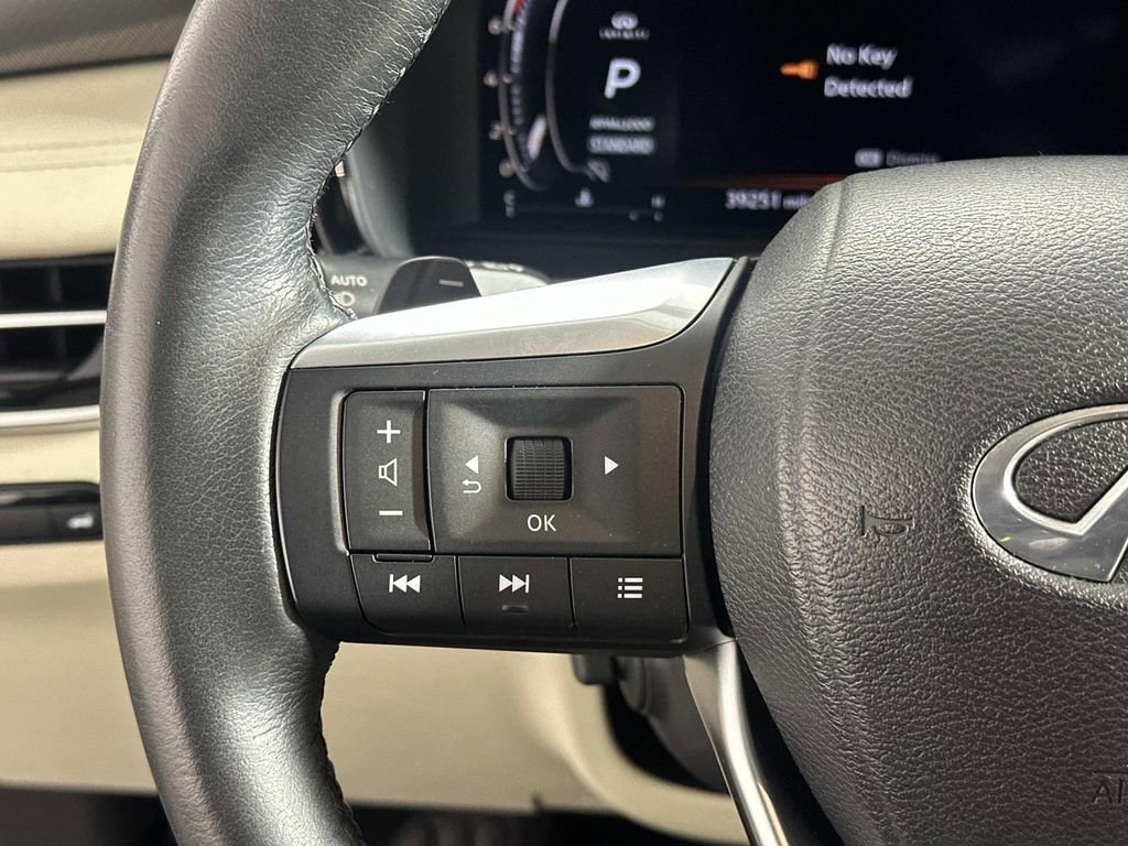 Used 2023 INFINITI QX60 Luxe w/ Cargo Package image 17