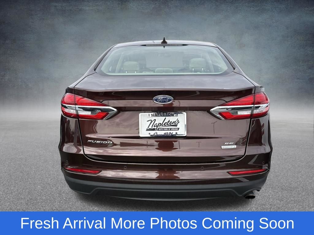 Used 2019 Ford Fusion SE image 5
