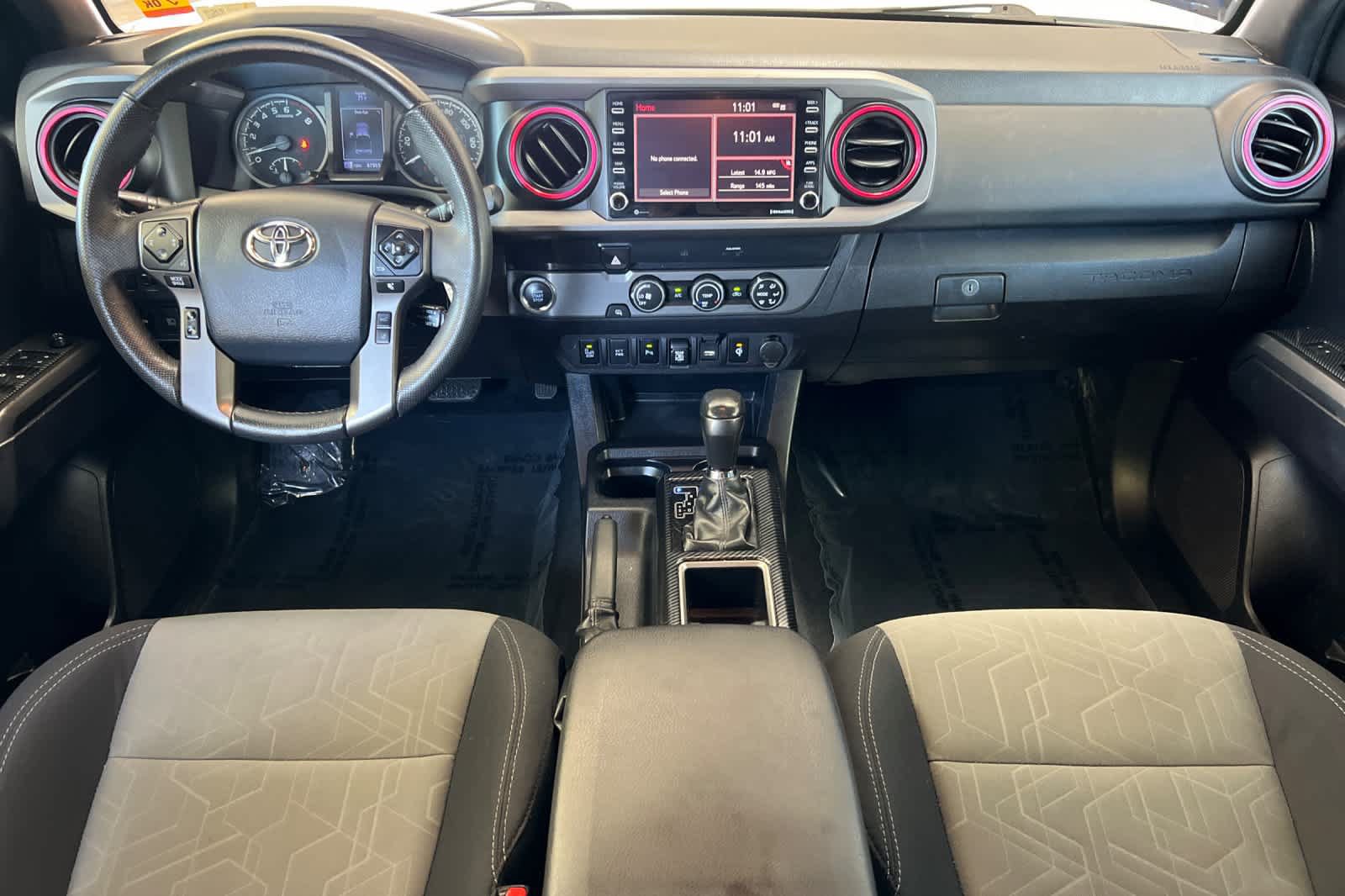 Used 2020 Toyota Tacoma TRD Off-Road w/ Technology Package RWD image 3