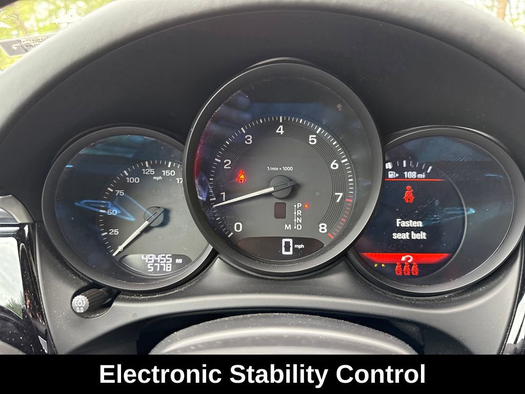 Used 2023 Porsche Macan image 16