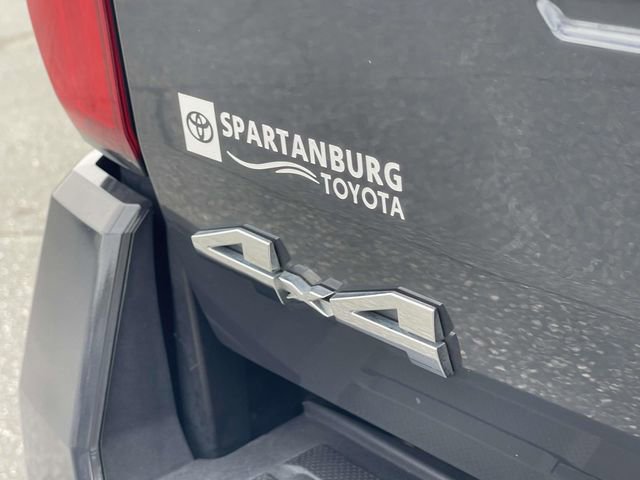 Used 2024 Toyota Tacoma SR5 AWD/4WD image 8