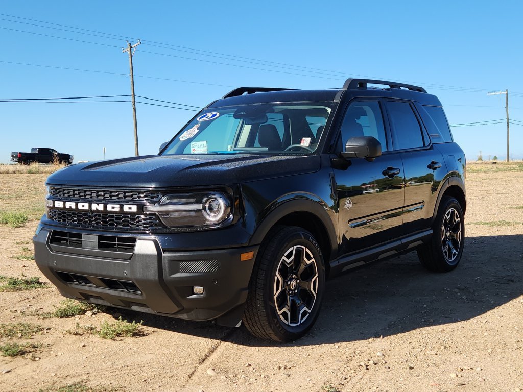 Used 2025 Ford Bronco Sport Outer Banks w/ Outer Banks Tech Package+ AWD/4WD image 5