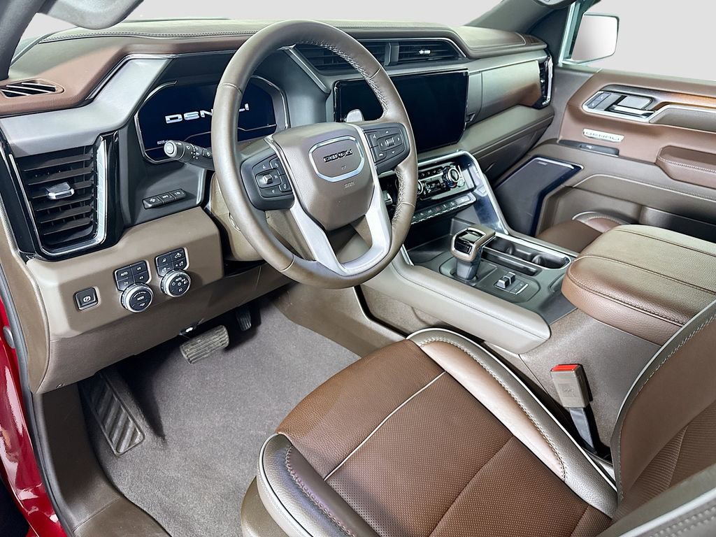 Used 2024 GMC Sierra 1500 Denali w/ Denali Reserve Package AWD/4WD image 9