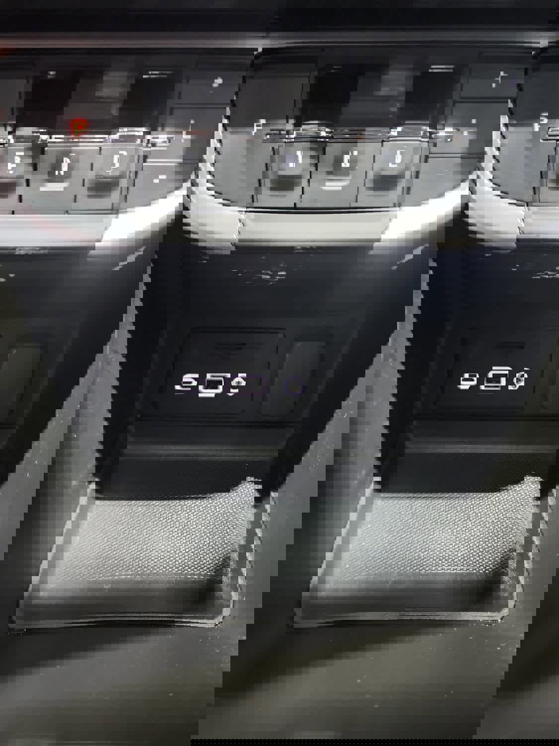 Used 2022 GMC Terrain SLT w/ Tech Package image 22