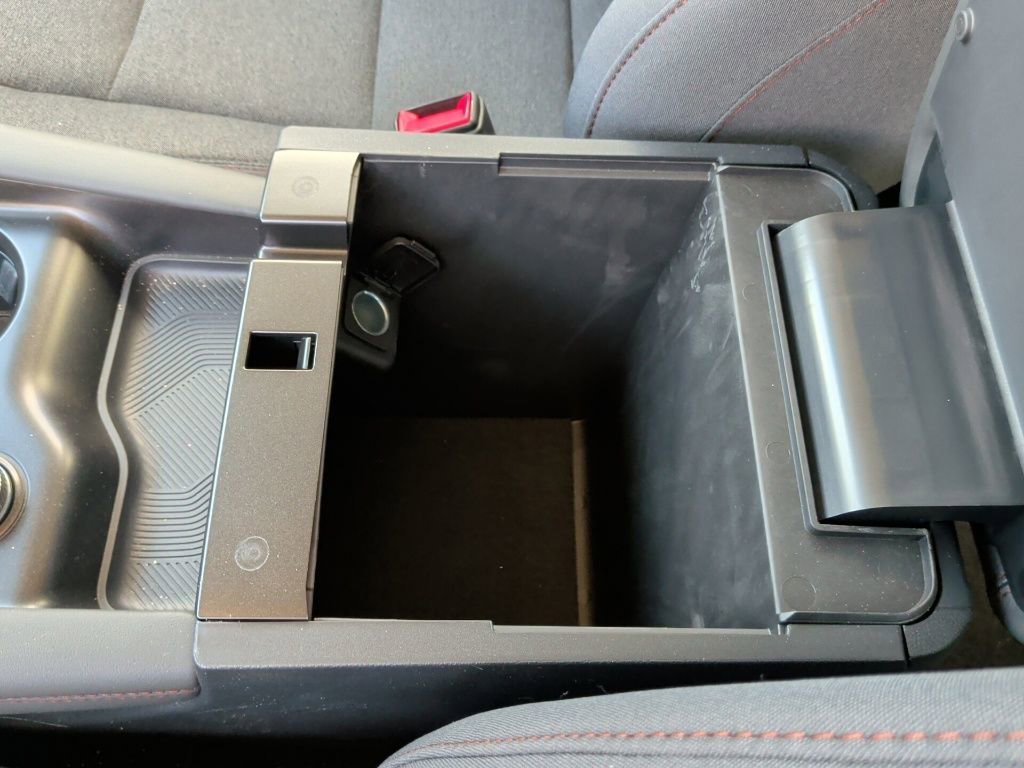 Used 2026 Ford Explorer Active image 33