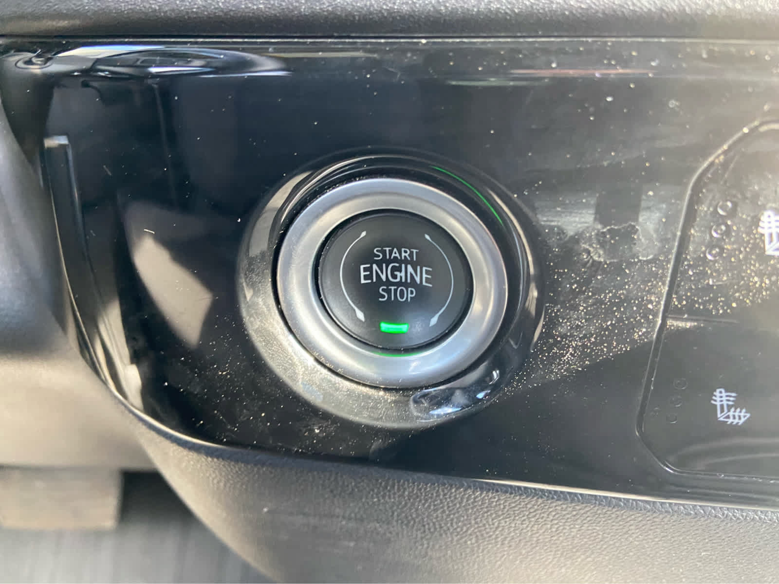Used 2024 GMC Sierra 1500 Elevation AWD/4WD image 24