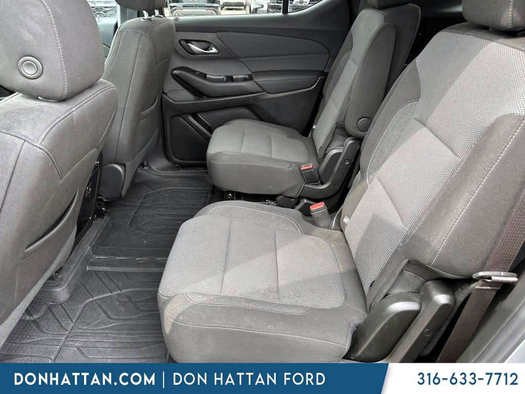 Used 2023 Chevrolet Traverse LT FWD image 6