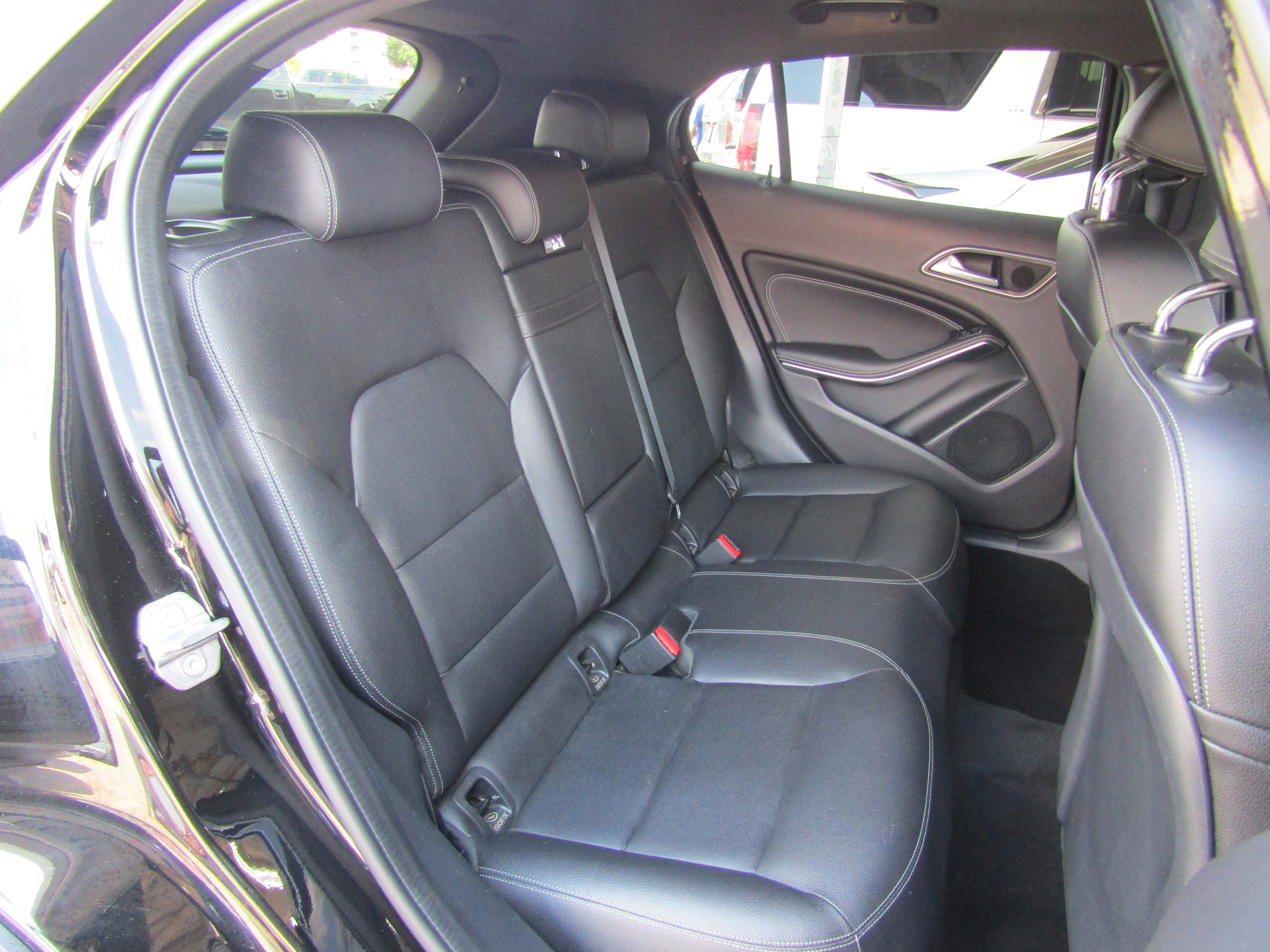 Used 2020 Mercedes-Benz GLA 250 4MATIC image 13