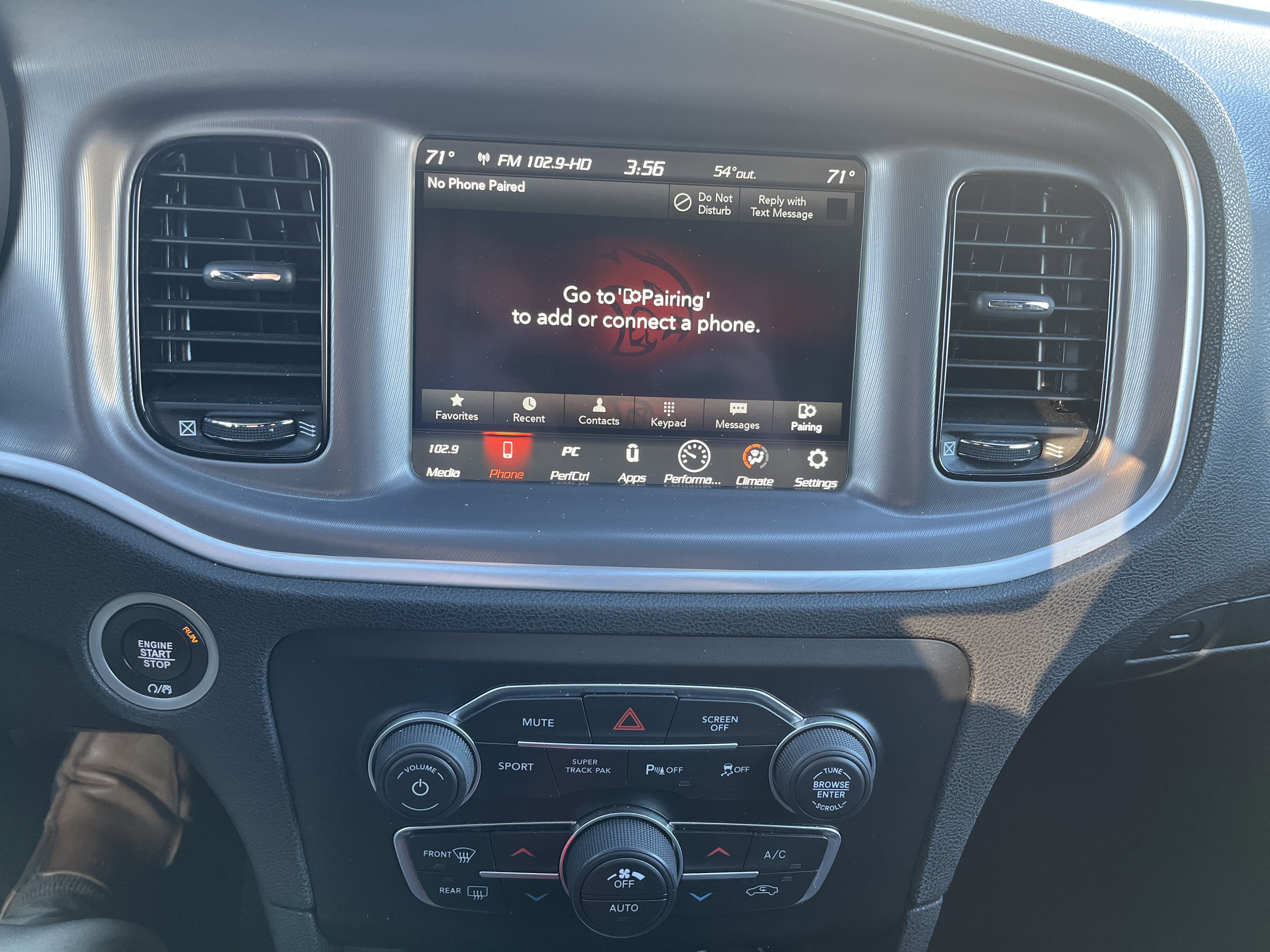 Used 2022 Dodge Charger R/T w/ Harman/Kardon Audio Group image 26