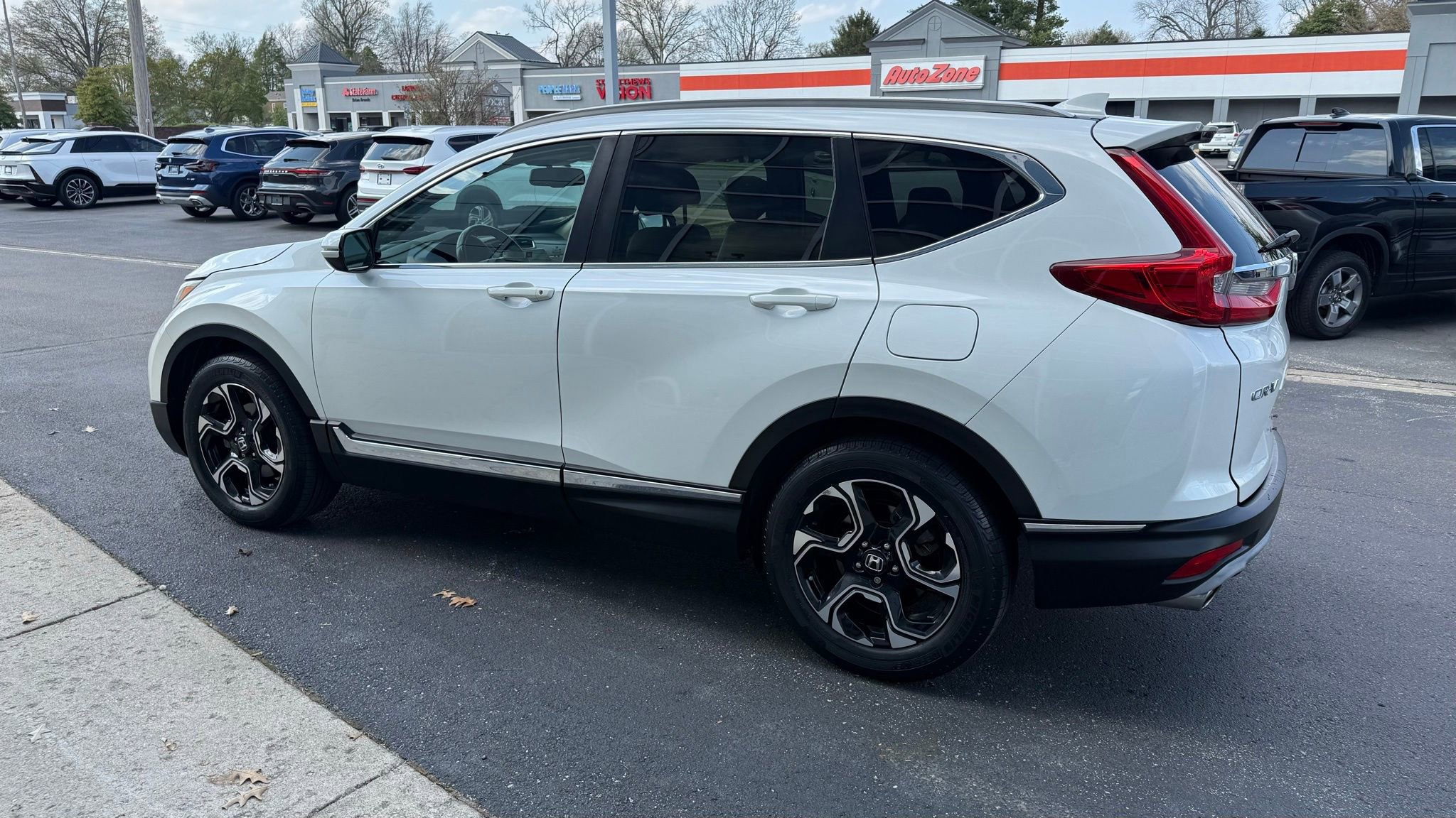 Used 2017 Honda CR-V Touring image 6