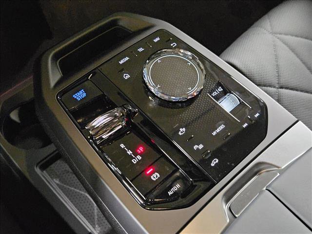 New 2026 BMW iX M70 image 11