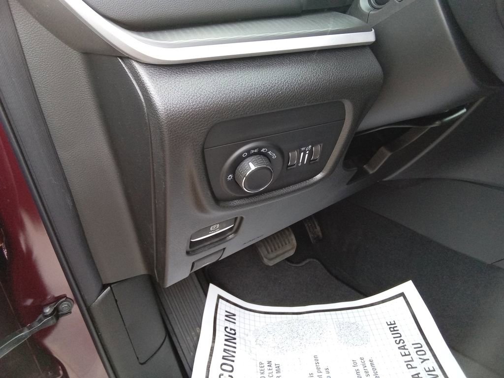 New 2026 Jeep Grand Cherokee Laredo X image 14