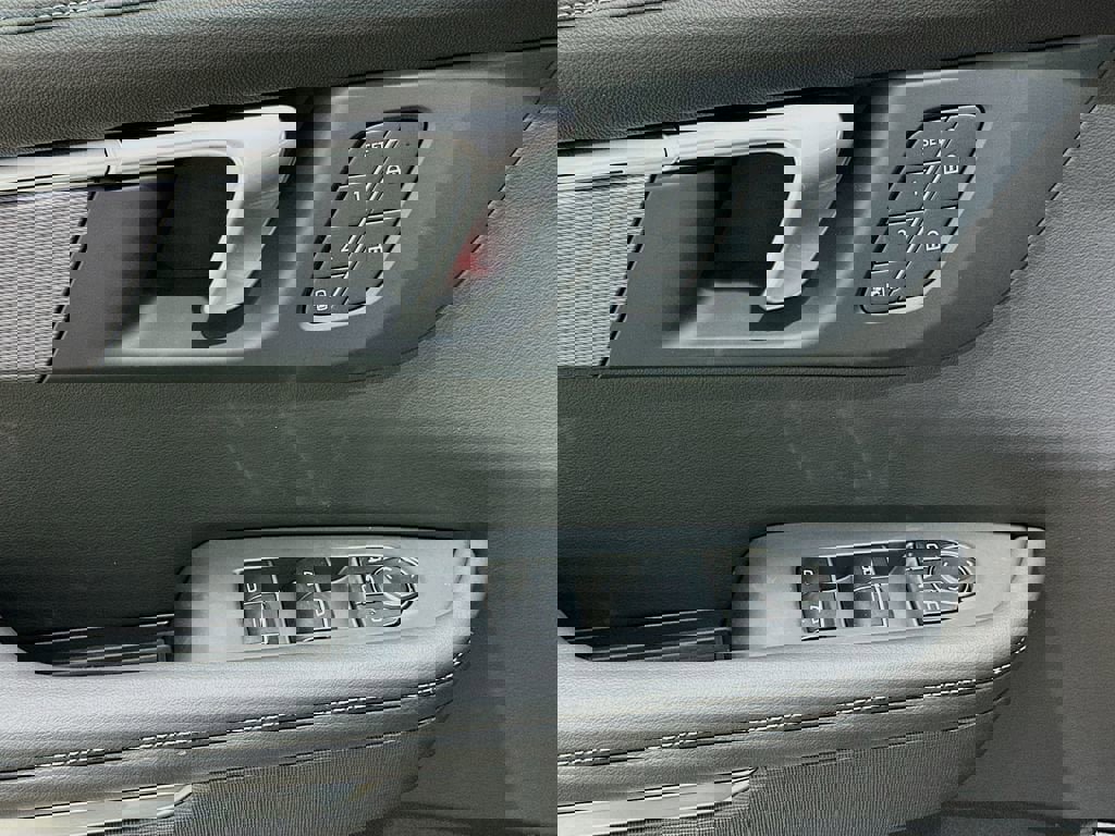 New 2026 Buick Enclave Sport Touring w/ Power Package image 18