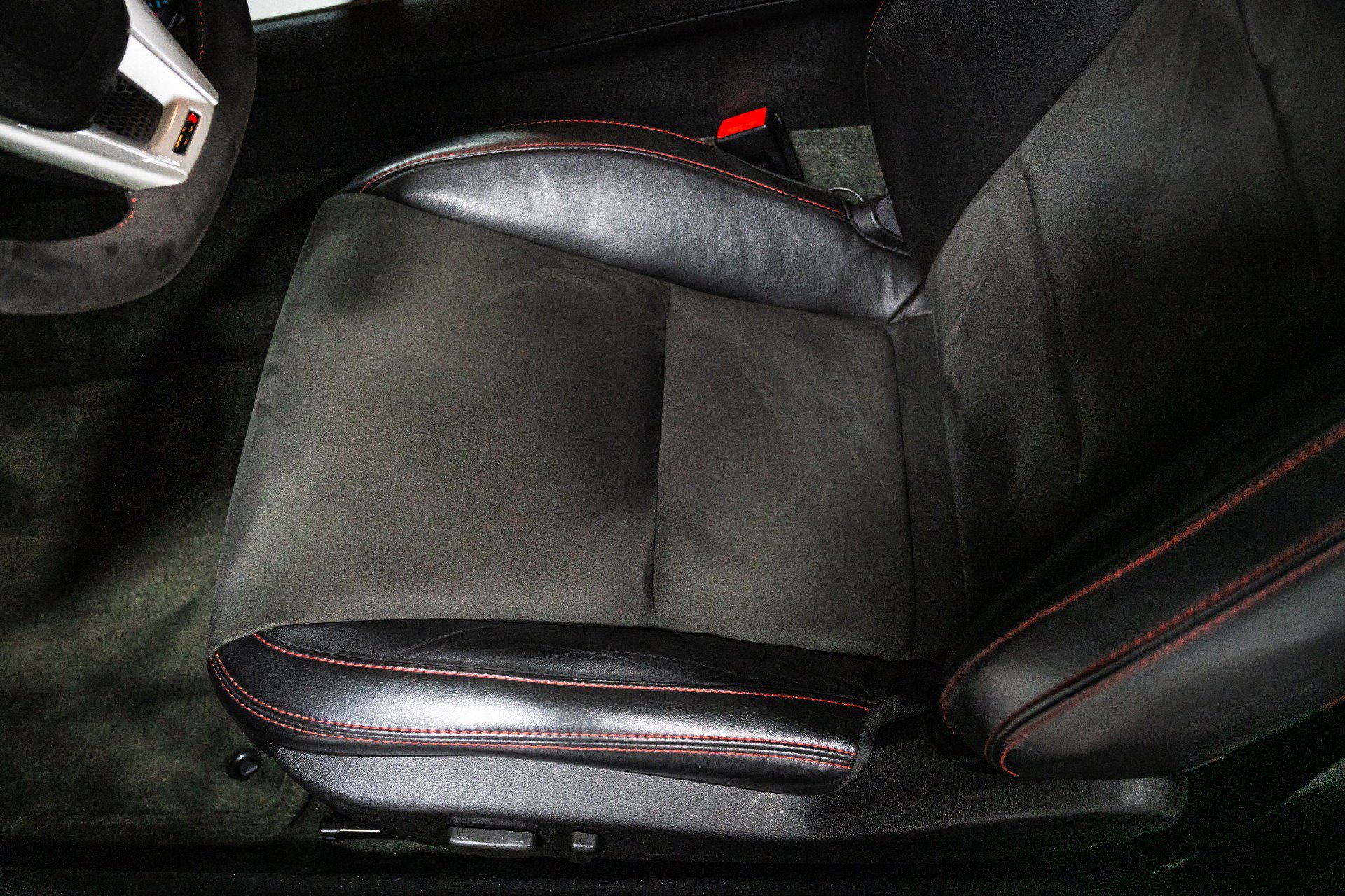 Used 2013 Chevrolet Camaro ZL1 RWD image 19