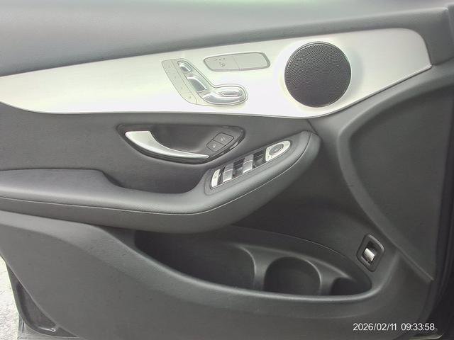 Used 2017 Mercedes-Benz GLC 300 4MATIC image 15