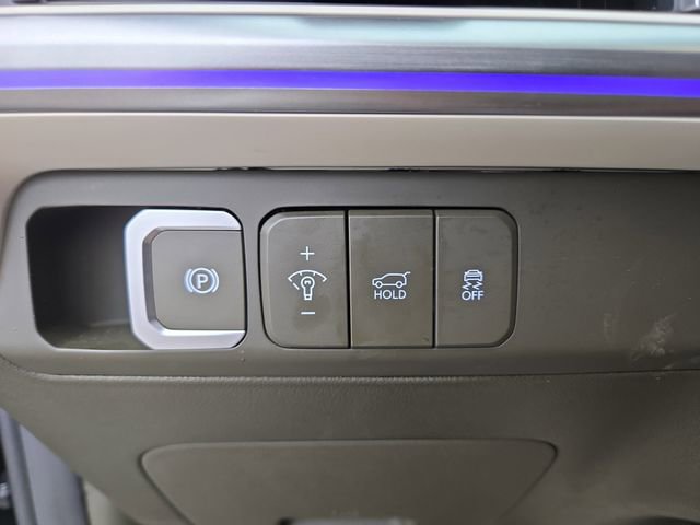 Certified 2025 Hyundai Santa Fe Calligraphy image 18