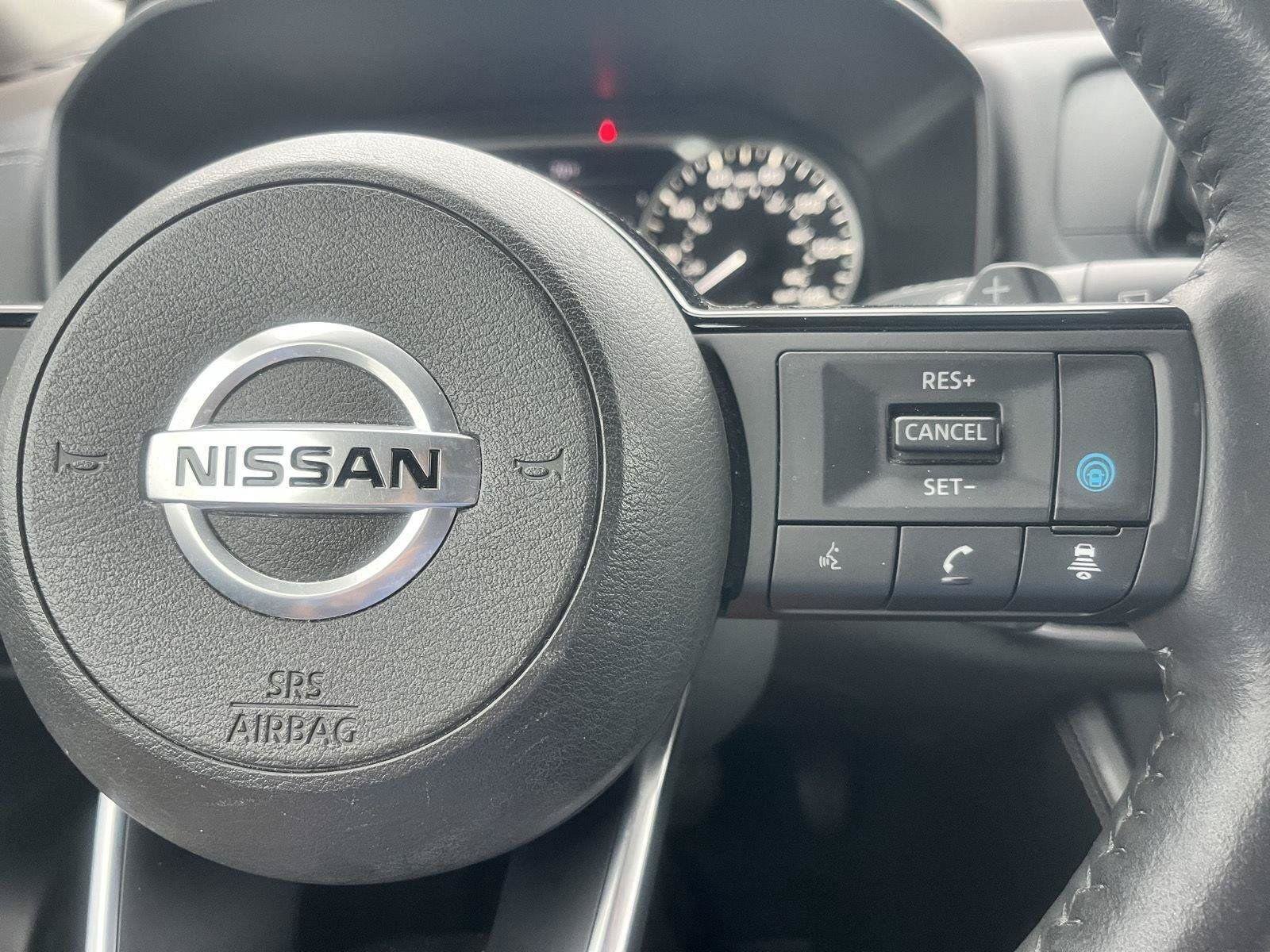 Used 2021 Nissan Rogue SL AWD/4WD image 10