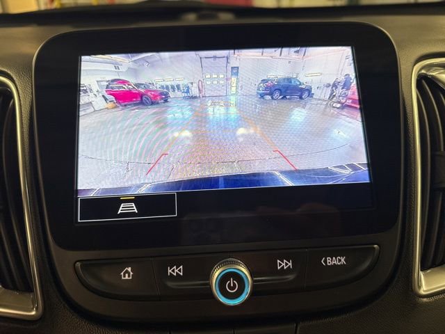 Used 2023 Chevrolet Malibu LT image 15