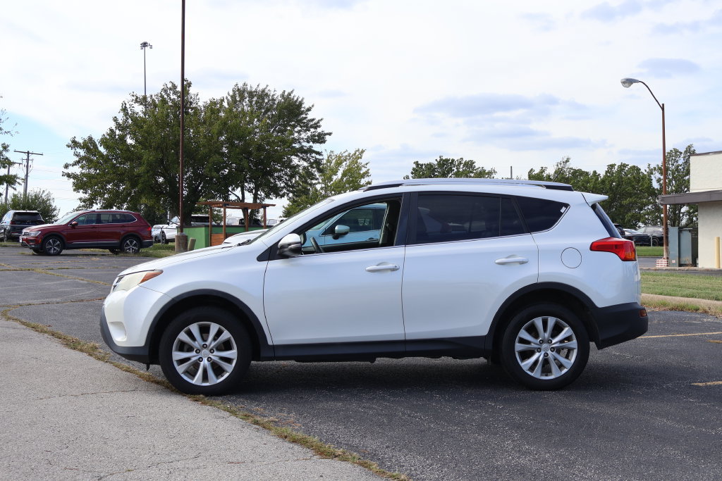 Used 2013 Toyota RAV4 Limited AWD/4WD image 5