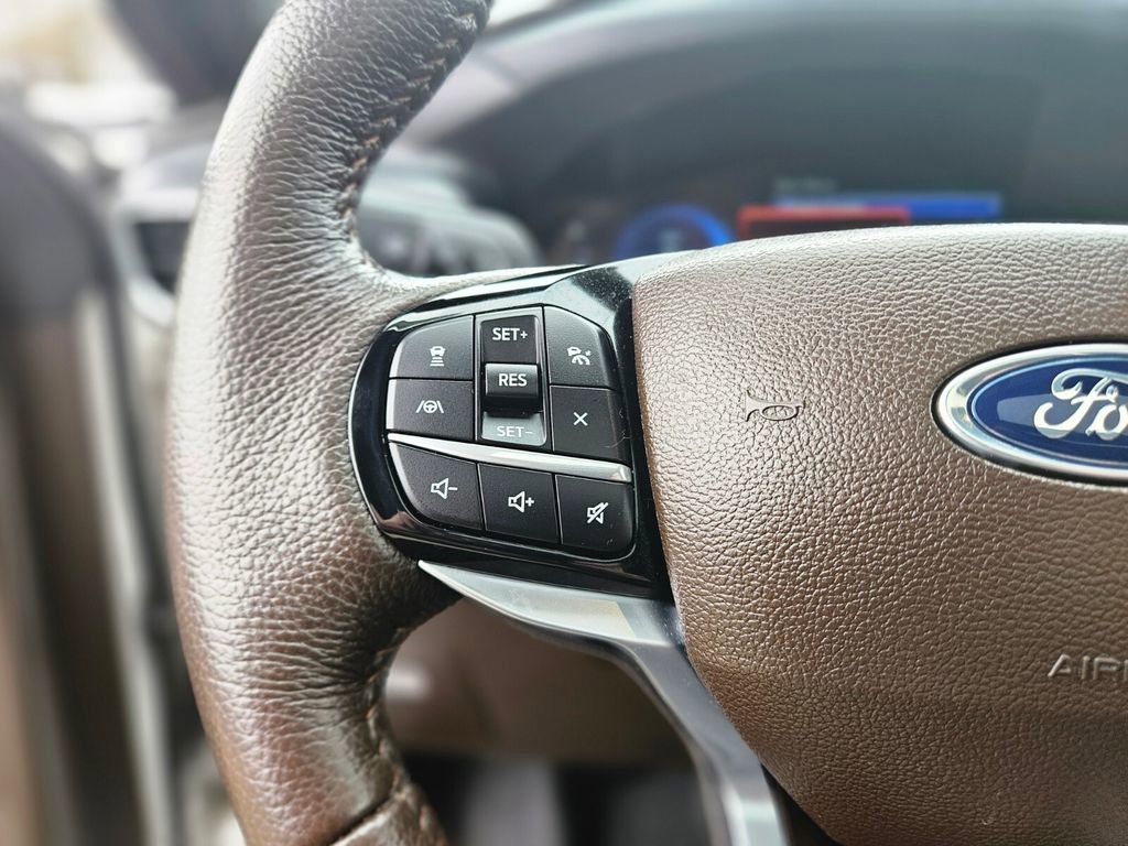 Used 2023 Ford Explorer King Ranch w/ Class IV Trailer Tow Package AWD/4WD image 27