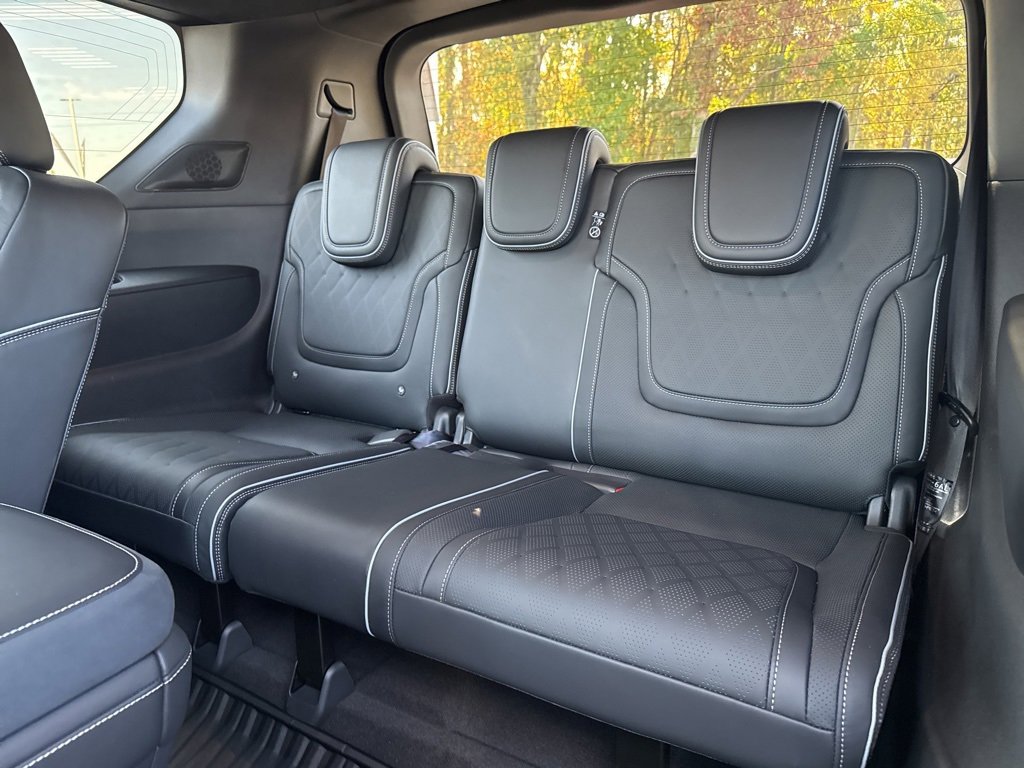 Used 2025 INFINITI QX80 Autograph image 47