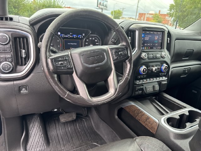 Used 2022 GMC Sierra 2500 Denali w/ Denali Ultimate Package AWD/4WD image 14