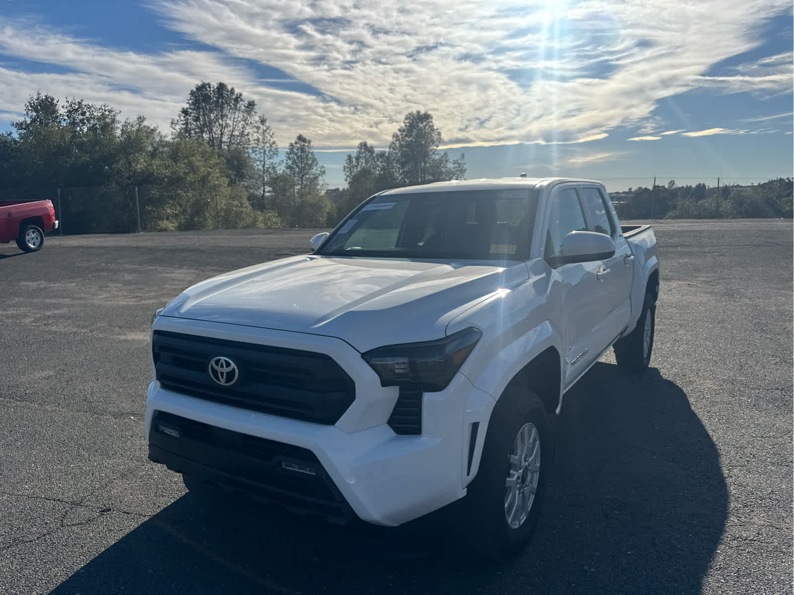 Used 2024 Toyota Tacoma SR5 AWD/4WD image 1