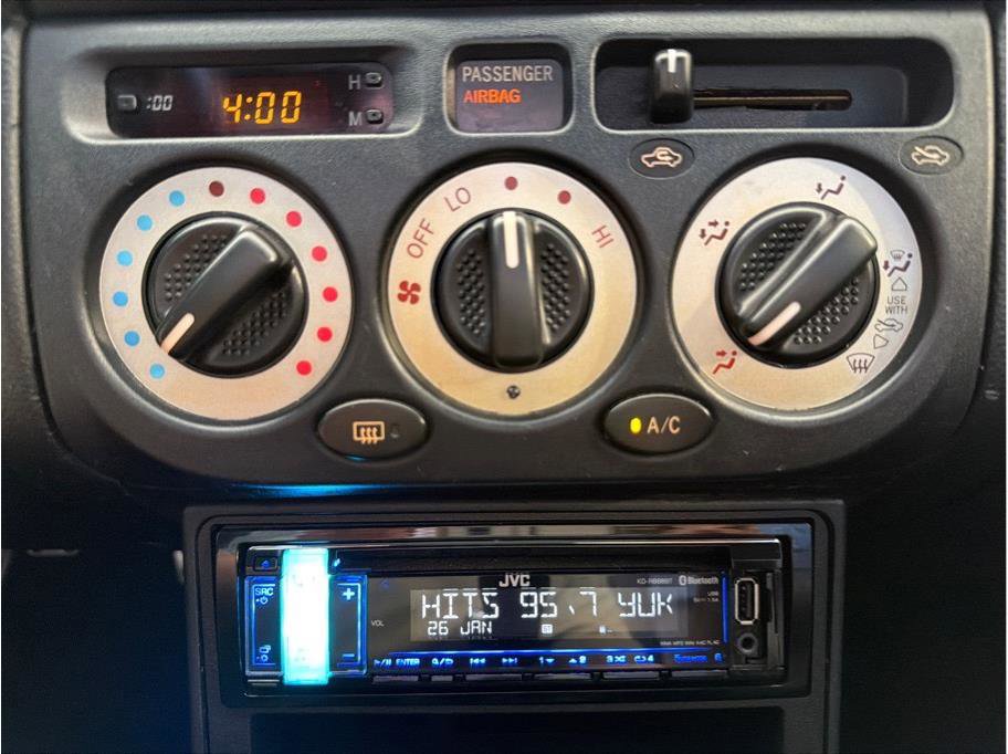 Used 2001 Toyota MR2 image 20