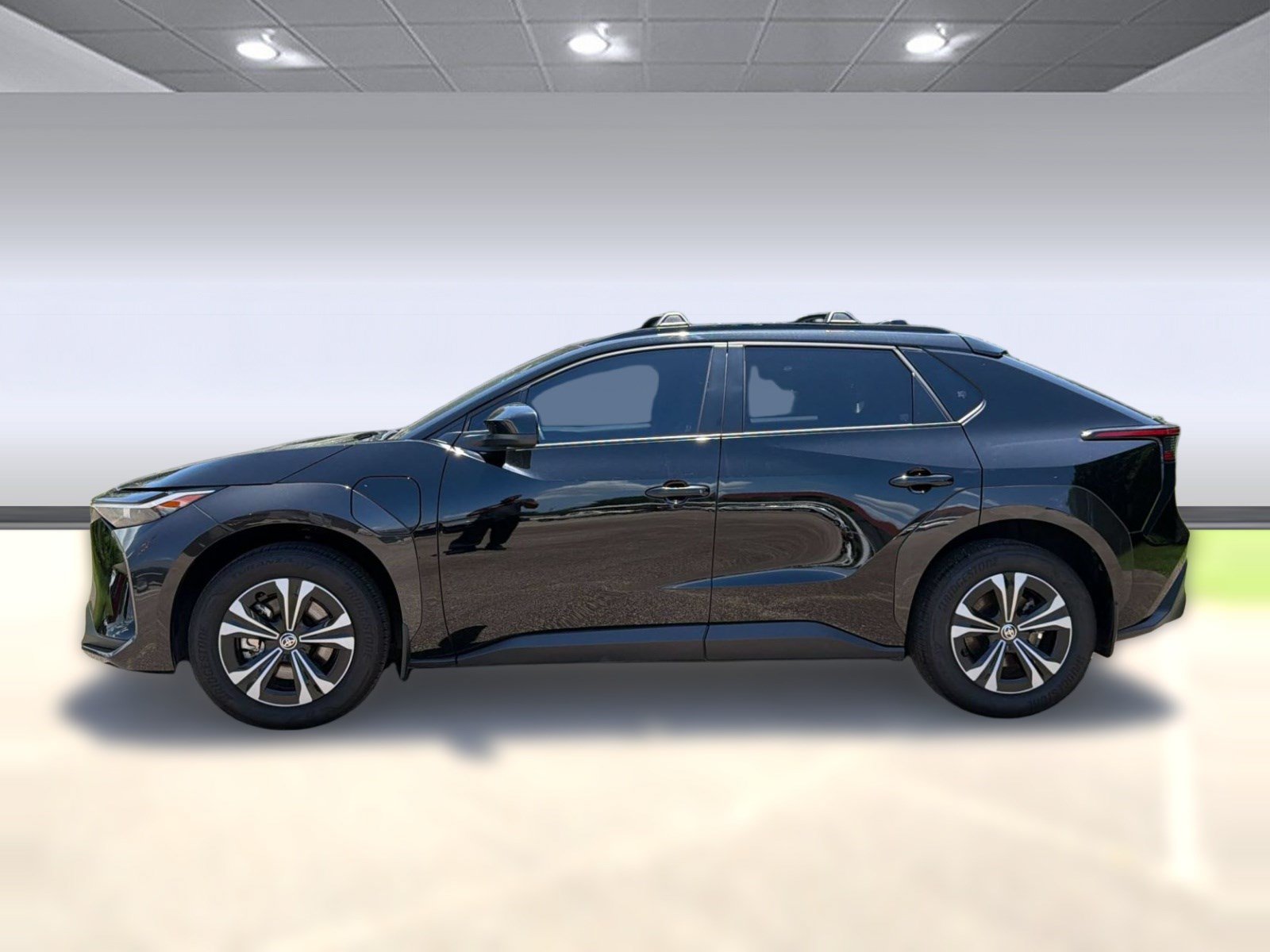 Used 2024 Toyota bZ4X FWD w/ Weather Package image 2