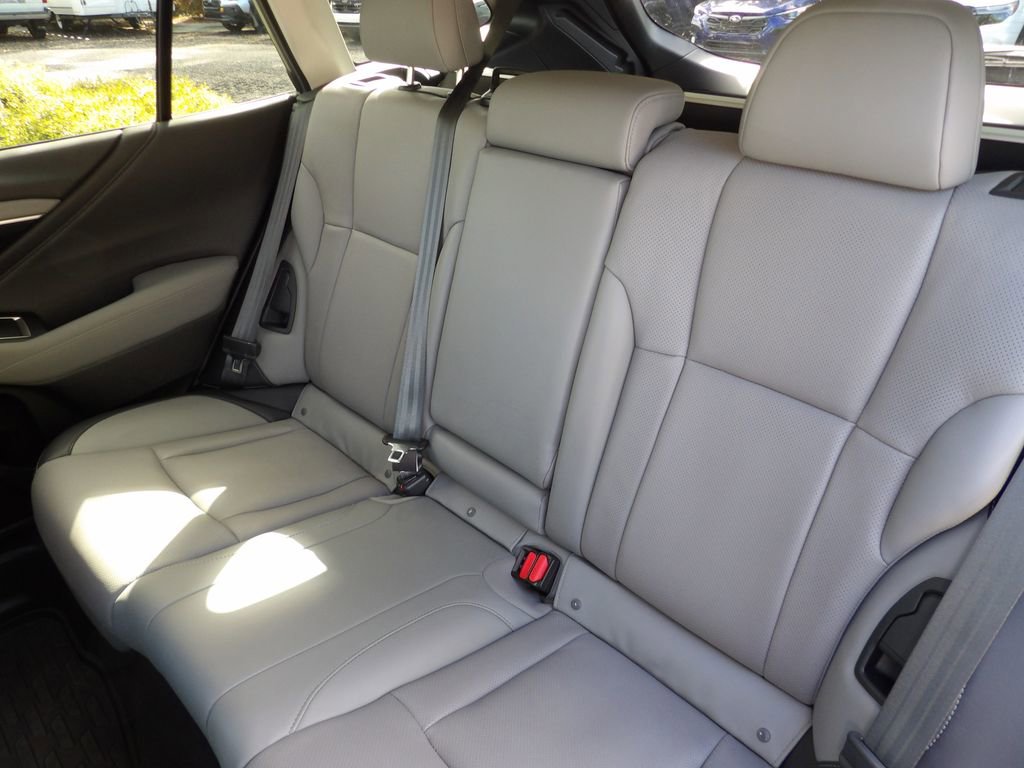 Used 2020 Subaru Outback Limited w/ Popular Package #2 image 26