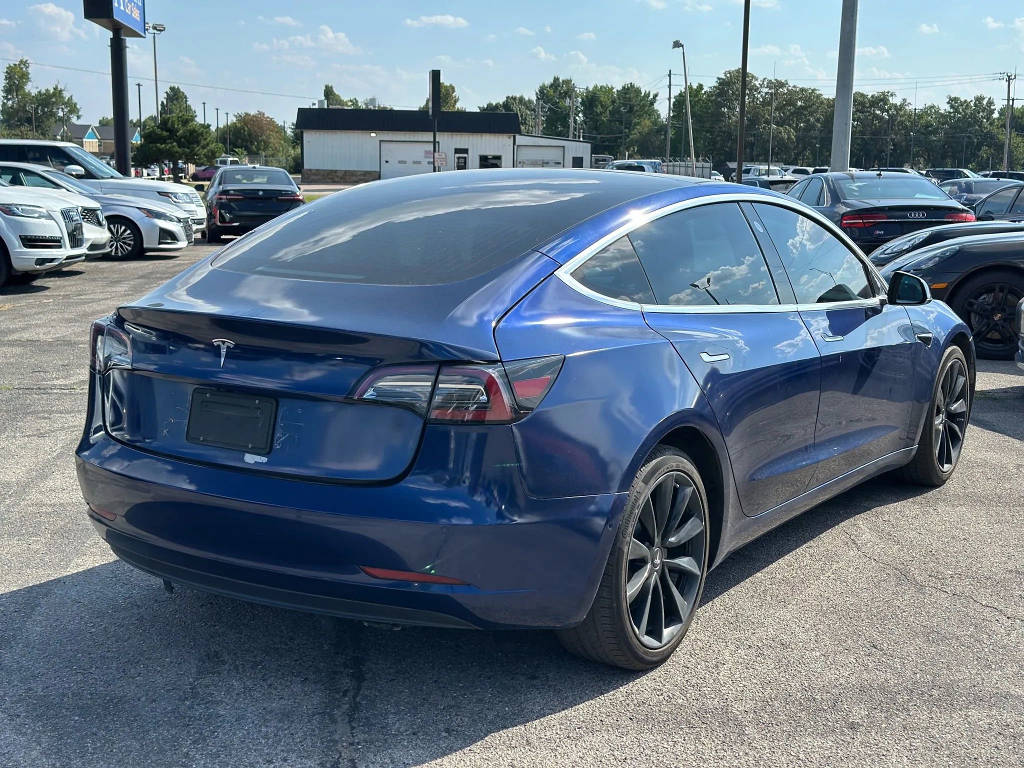 Used 2019 Tesla Model 3 Standard Range Plus image 6