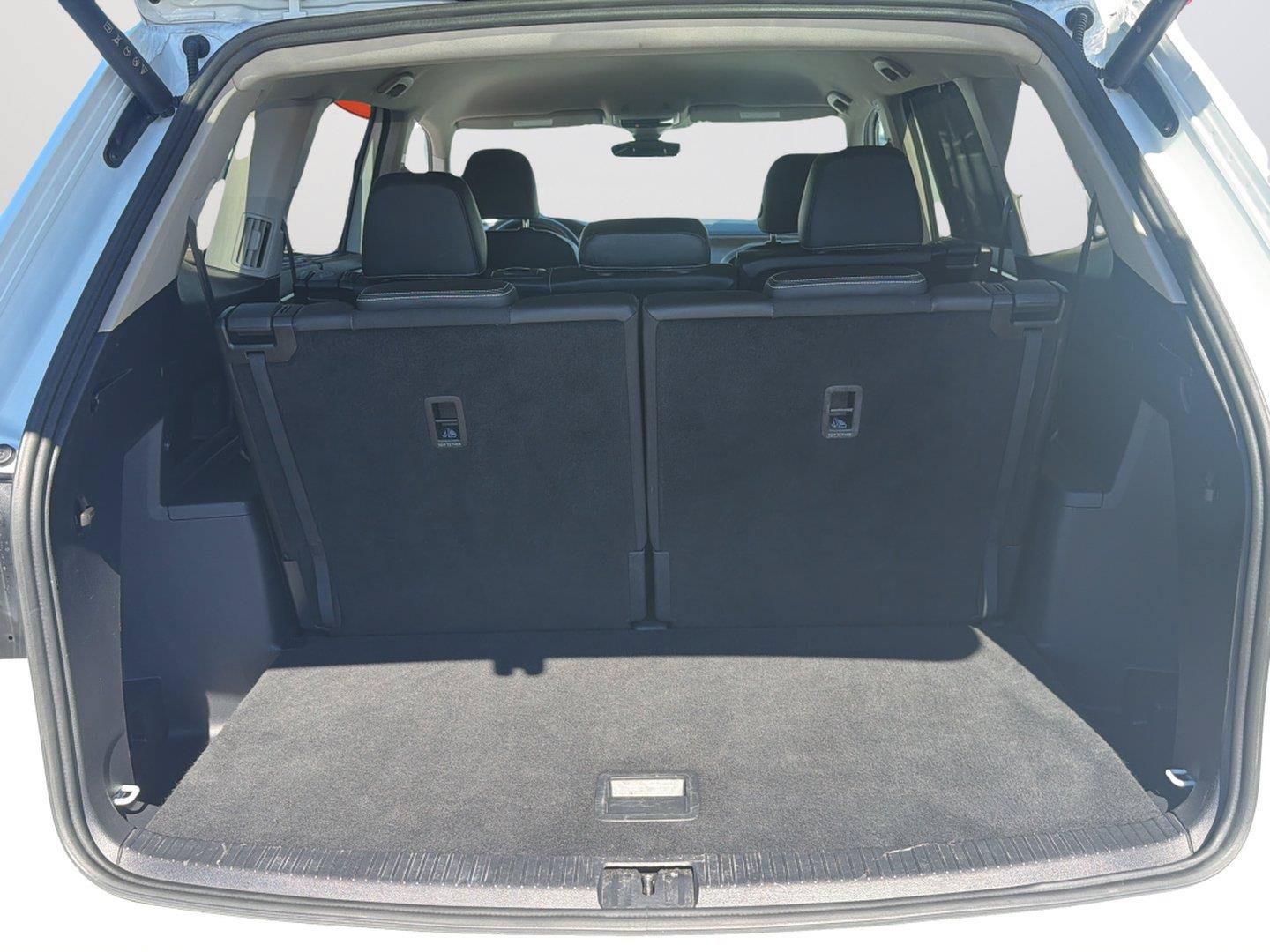 New 2025 Volkswagen Atlas SE AWD/4WD image 47