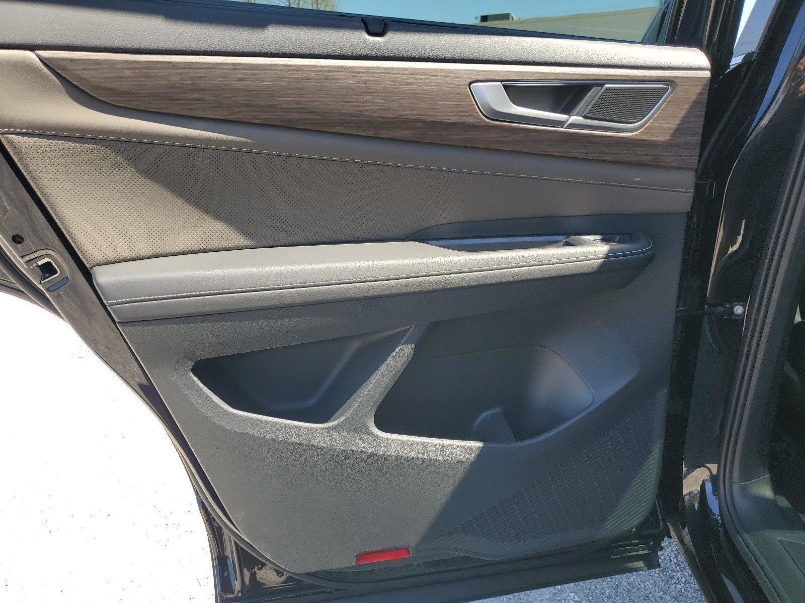 New 2025 Volkswagen Atlas SEL image 11