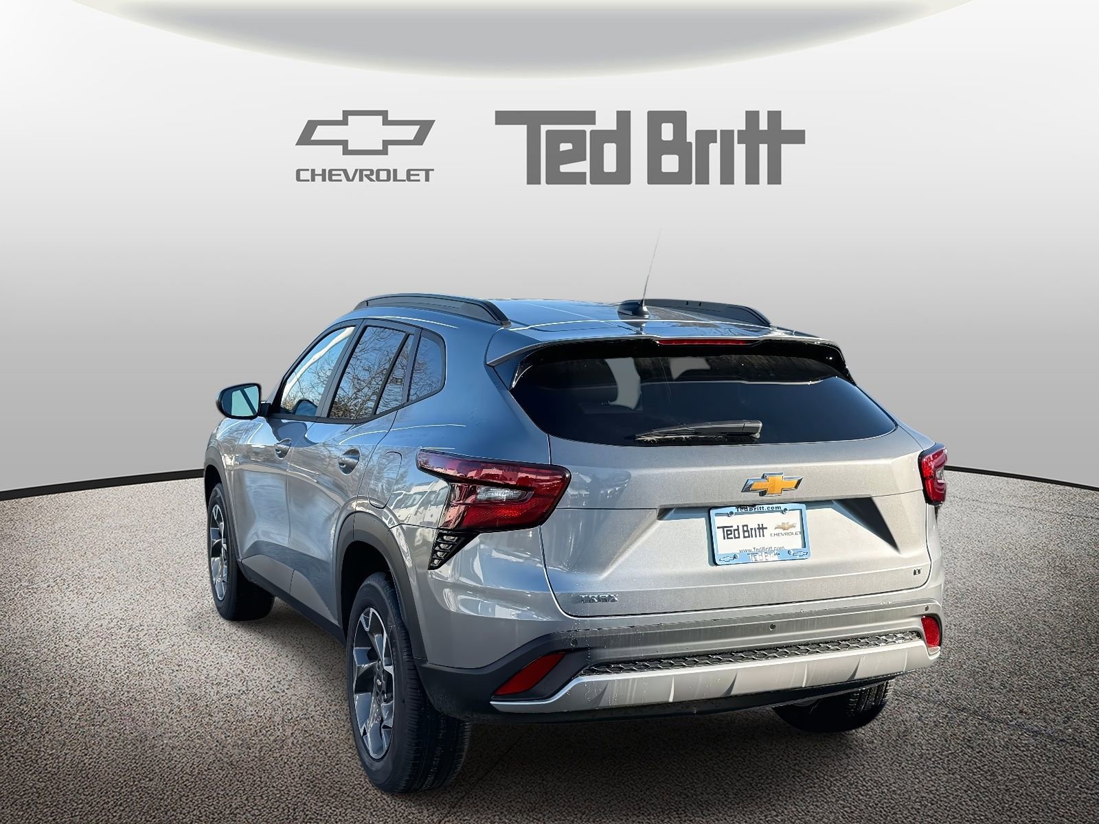 New 2026 Chevrolet Trax LT w/ Driver Confidence Package FWD image 6