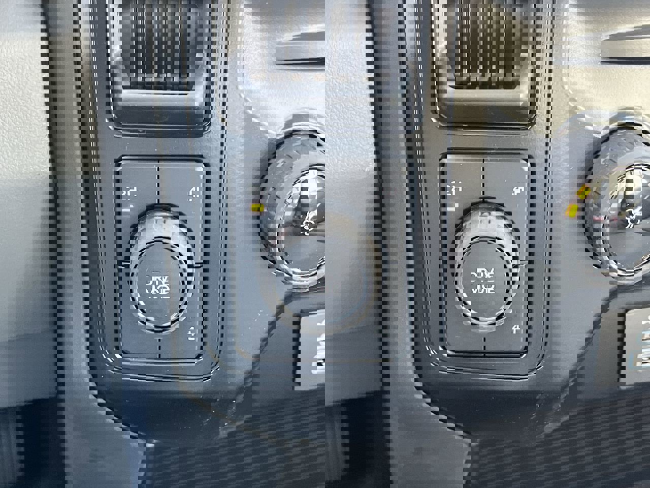 New 2025 Ford F550 4x4 Regular Cab Super Duty image 12