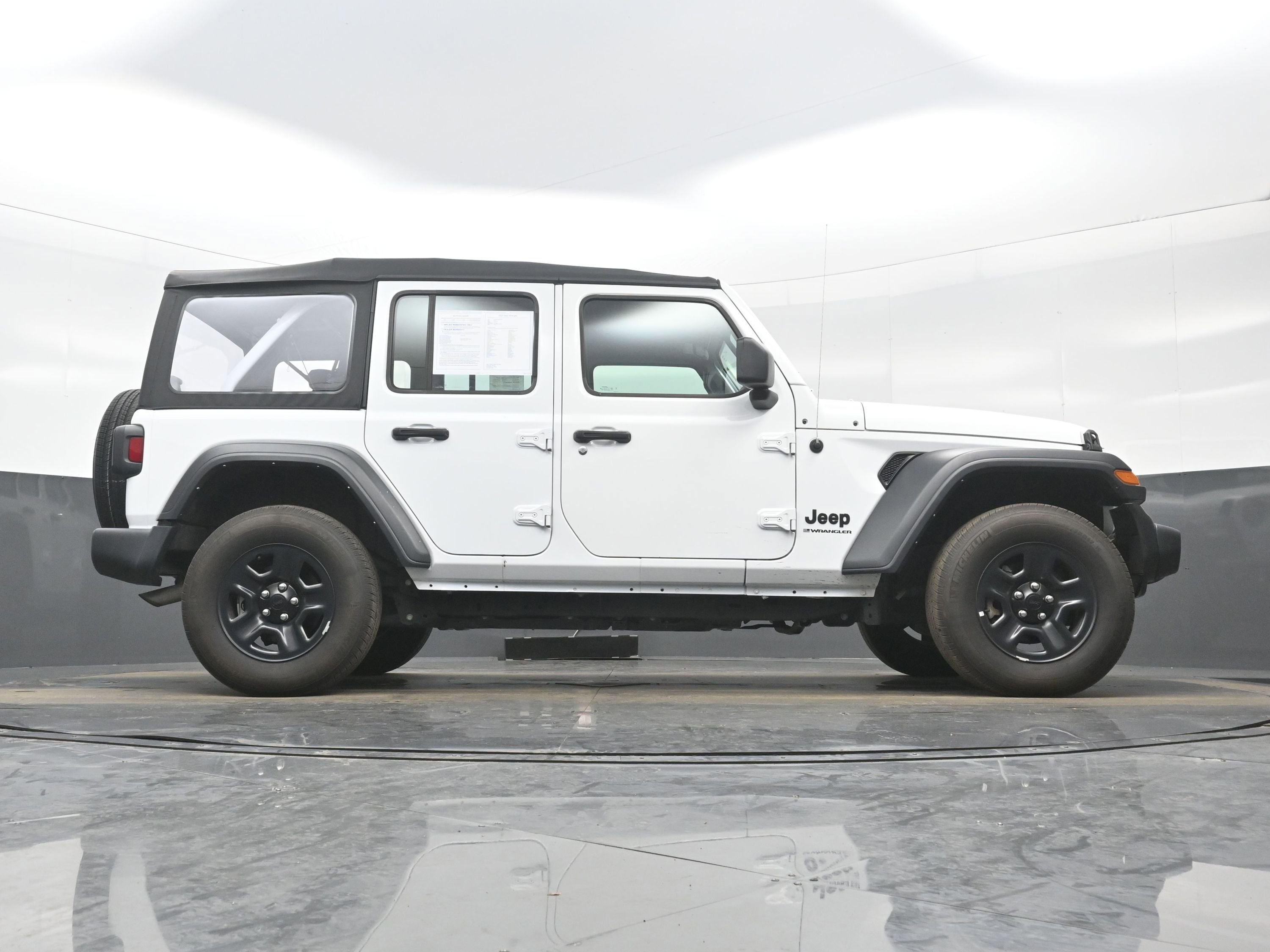 Used 2023 Jeep Wrangler Unlimited Sport image 30