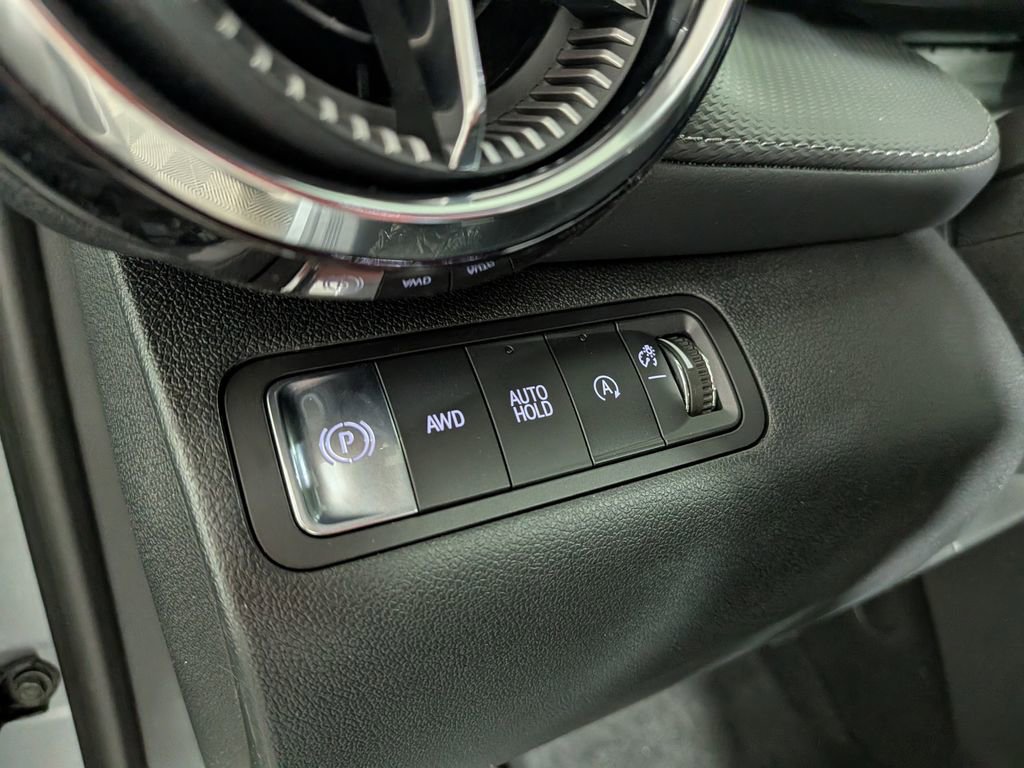 New 2026 Chevrolet Equinox LT w/ Convenience Package II image 18